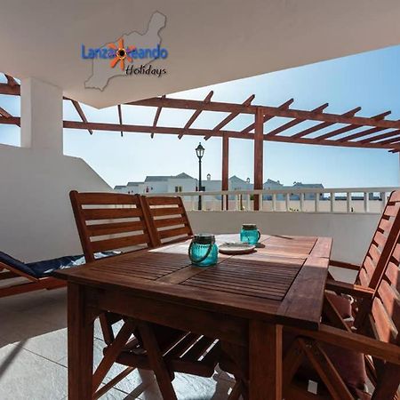 Vivienda Vacacional Ocean Pearl Costa Teguise Exteriér fotografie