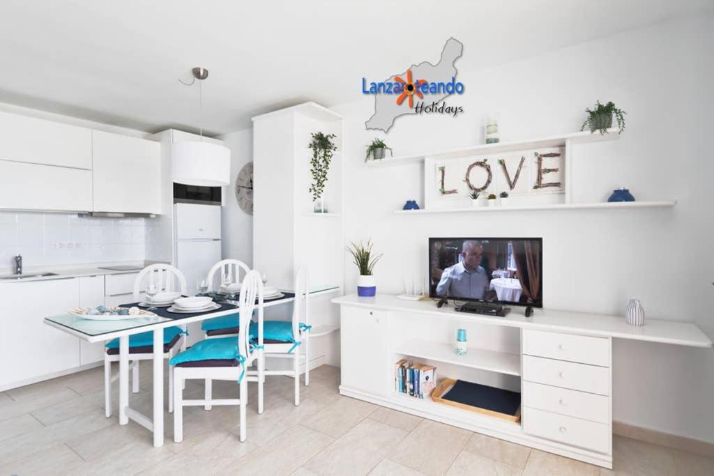 Vivienda Vacacional Ocean Pearl Costa Teguise Exteriér fotografie