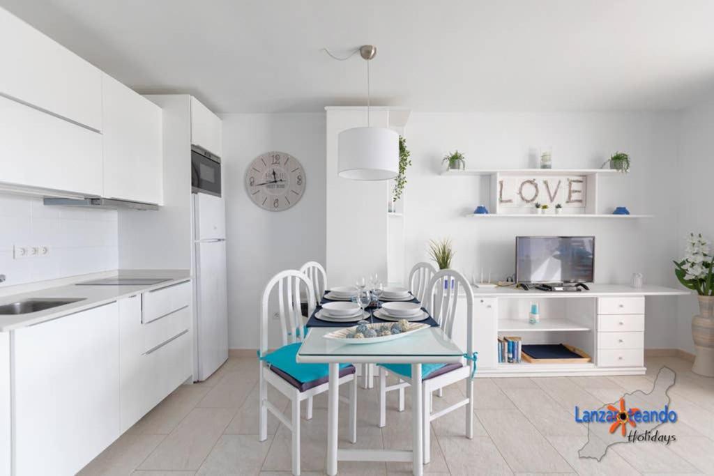 Vivienda Vacacional Ocean Pearl Costa Teguise Exteriér fotografie