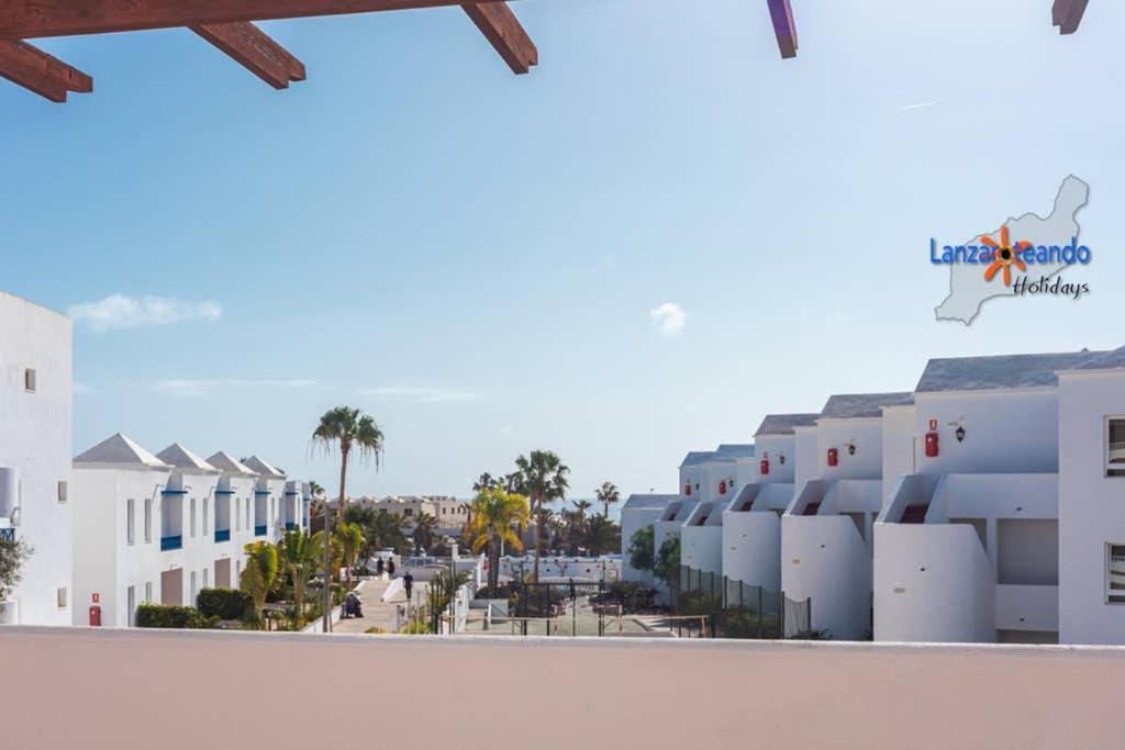 Vivienda Vacacional Ocean Pearl Costa Teguise Exteriér fotografie